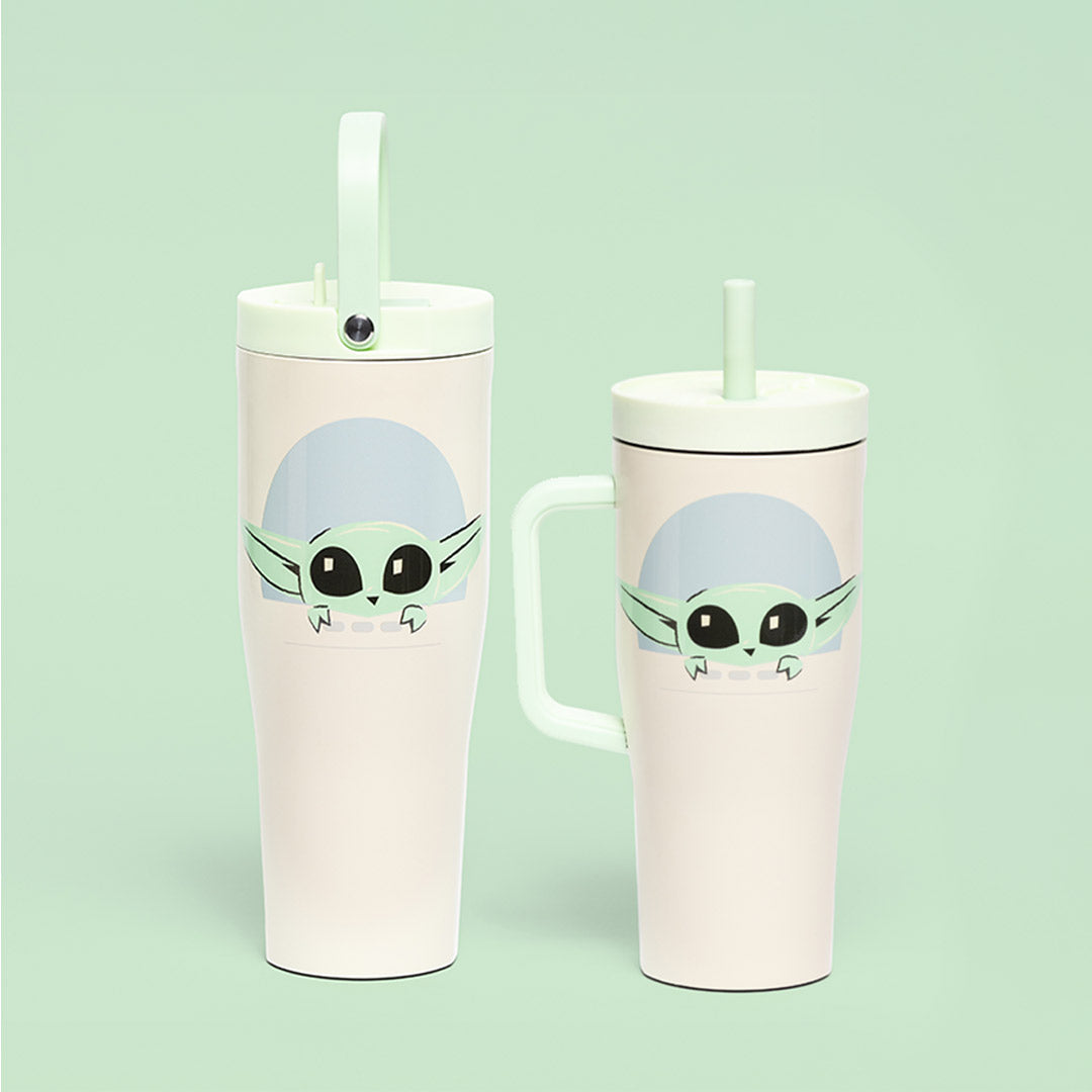 star-warstm-leakproof-cruiser-q2 grogu_22oz-cruiser_pdp-lifestyle.jpg